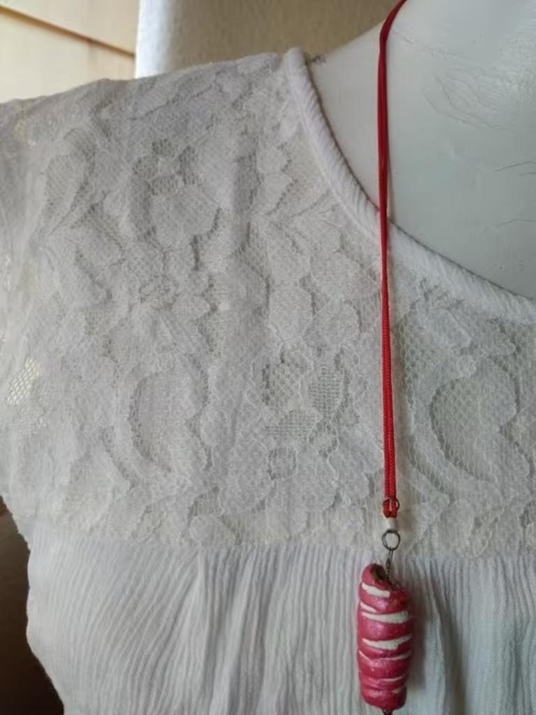 Bloesje in crepe en kant maat 42 -, Ophalen, Maat 42/44 (L)