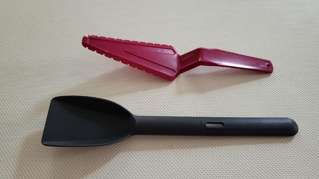 serveerlepel en taartschep Tupperware, Huis en Inrichting, Ophalen, Zo goed als nieuw, Rood, Overige typen