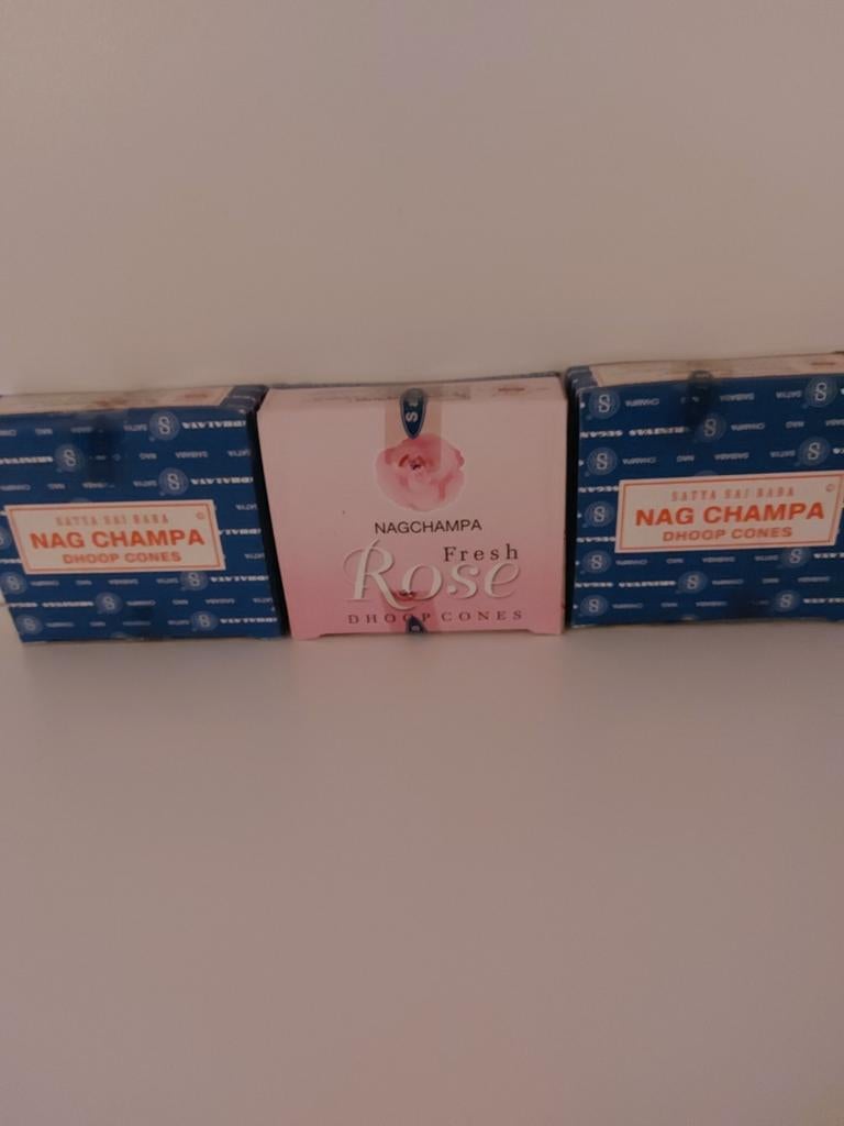 Wierrook kegels nag champa:3doosjes vr 3€, Ophalen of Verzenden