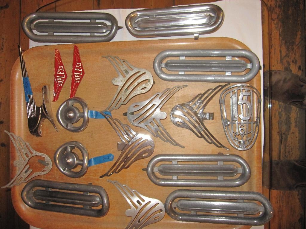 sigle de calandre citroen traction, Autos : Pièces & Accessoires, Utilisé, Capot moteur, Avant, Citroën