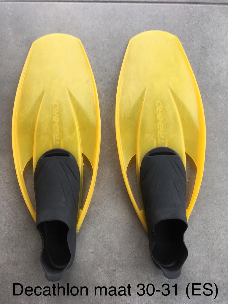 Decathlon zwemvliezen, Ophalen of Verzenden, Gebruikt