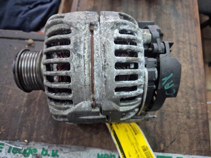 Dynamo van een Volkswagen Caddy, Gebruikt, -, Volkswagen, -