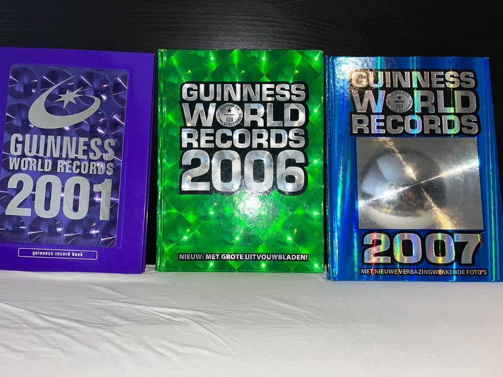 Guinness world records 2001,2006,2008,2016,2023, Enlèvement, Neuf, Général, Tome à part
