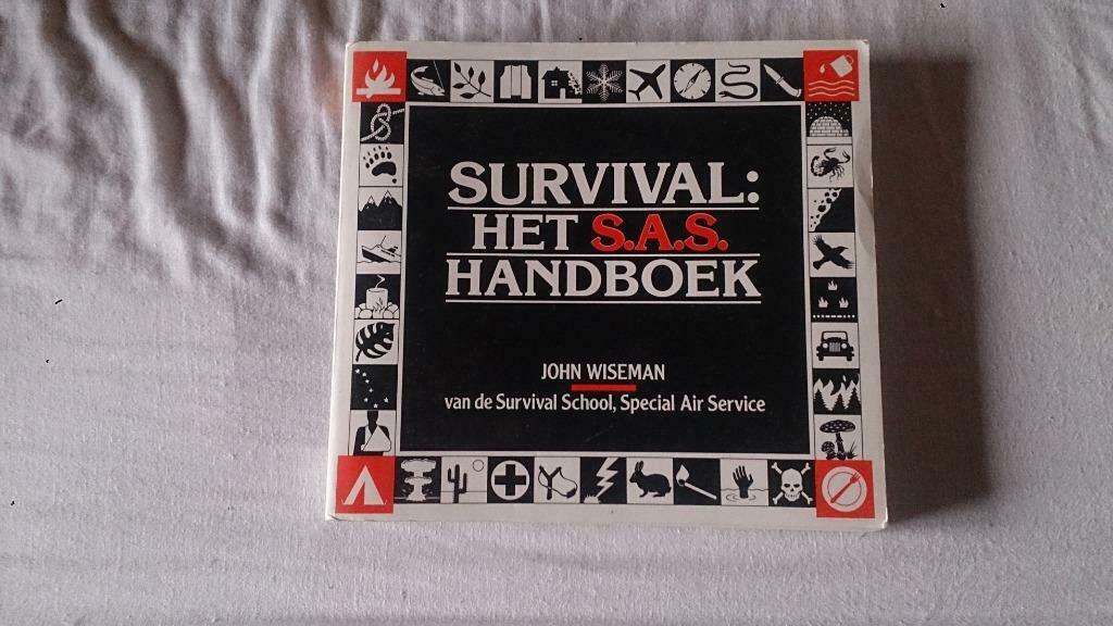 Survival het s.a.s. handboek, Boeken, Ophalen of Verzenden, Gelezen