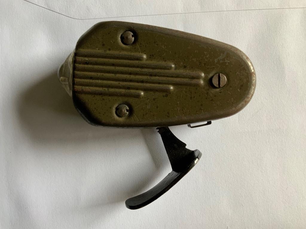 Antieke militaire zaklamp, Enlèvement ou Envoi, Armée de terre