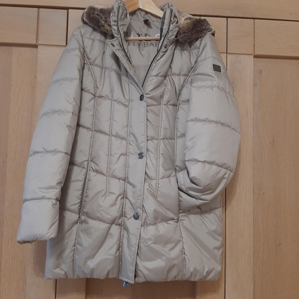 Winterjas, Betty Barclay maat 40, Maat 38/40 (M), Beige, Betty Barclay, Nieuw
