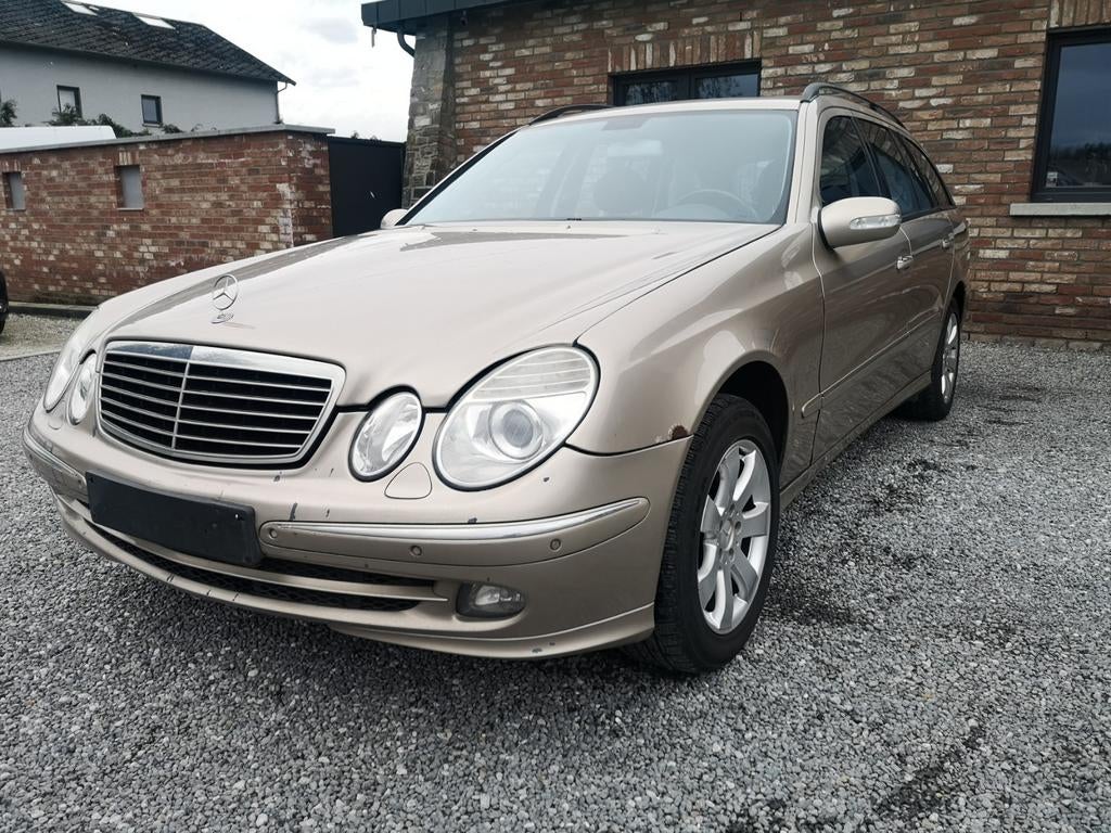 Mercedes E 320 cdi 4/2003, Auto's, Automaat, Achterwielaandrijving, Zwart, 3222 cc