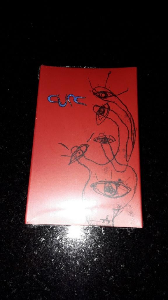 The Cure lost wishes cassette très limitée rouge réédition, Cd's en Dvd's, Cassettebandjes, Ophalen of Verzenden, Zo goed als nieuw