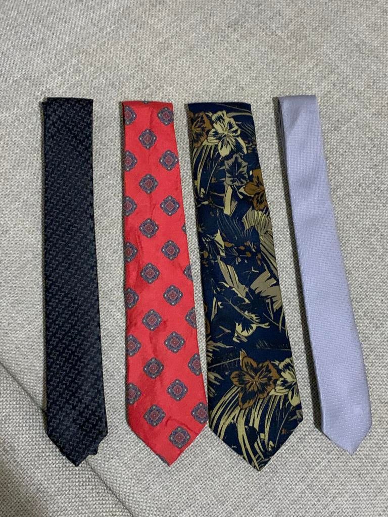 Set 4 cravate vintage ils ont jamais portée, Kleding | Heren, Stropdassen, Ophalen, Overige kleuren, Met patroon, Nieuw
