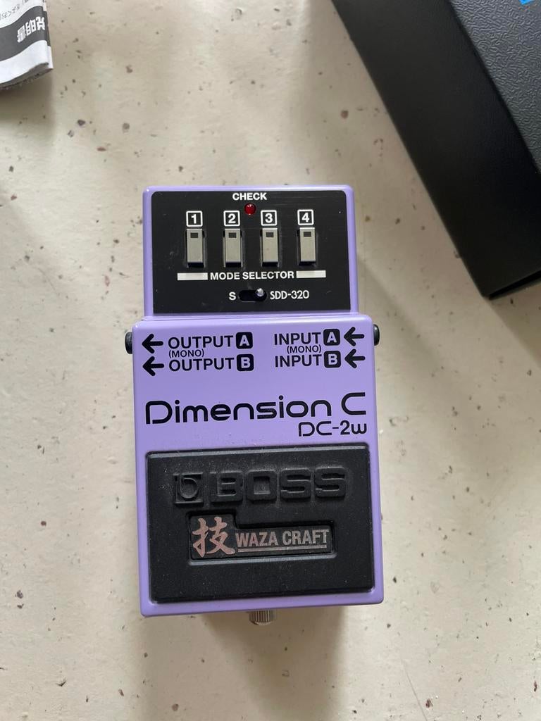 Roland Boss DC-2w Dimension C, Musique & Instruments, Enlèvement, Comme neuf