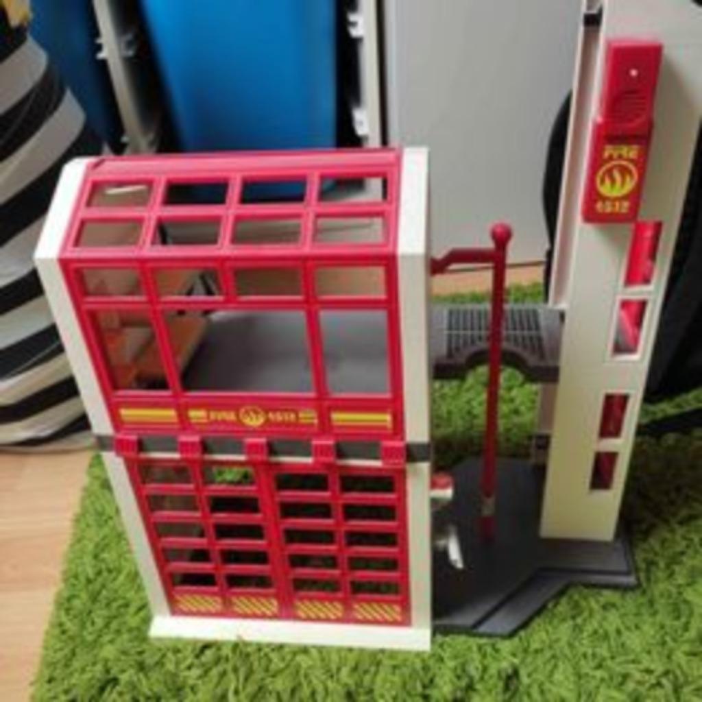 Caserne pompier Playmobil, Enlèvement, Comme neuf