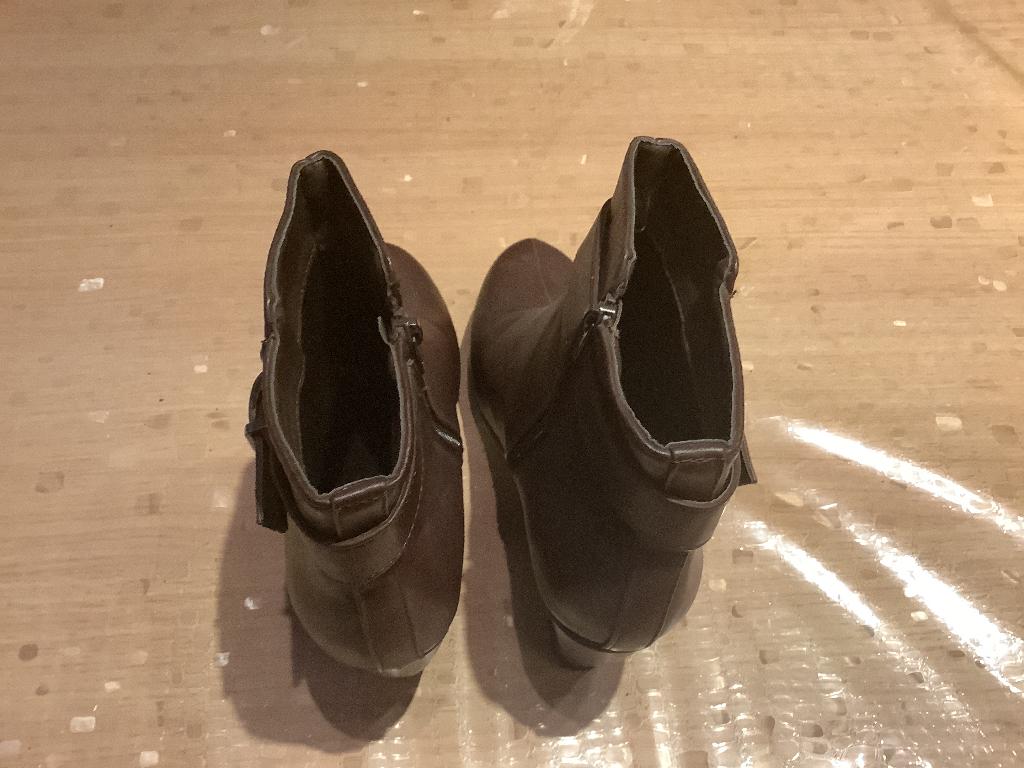 Botinnes pour femmes hauteur, Vêtements | Femmes, Chaussures, Beige, Enlèvement, Chaussures de danse, Porté