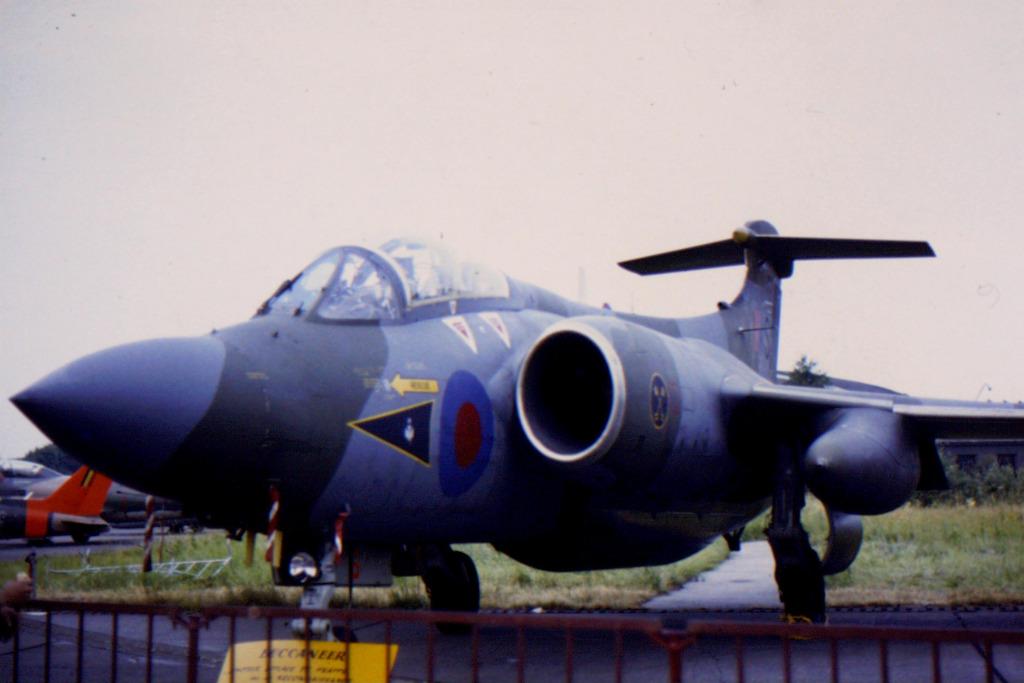 5 dia's van militaire vliegtuigen, Verzamelen, Verzenden, Luchtmacht, Foto of Poster