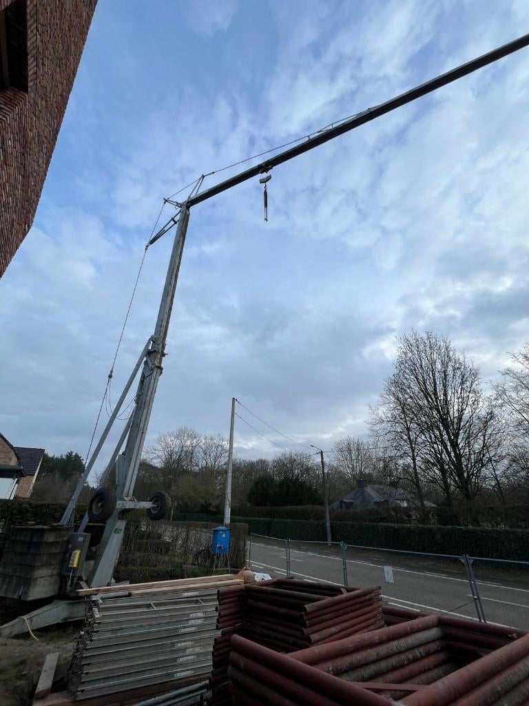 Snelmontage bouwkraan Cattaneo CM67 19m, Ophalen, Kraan
