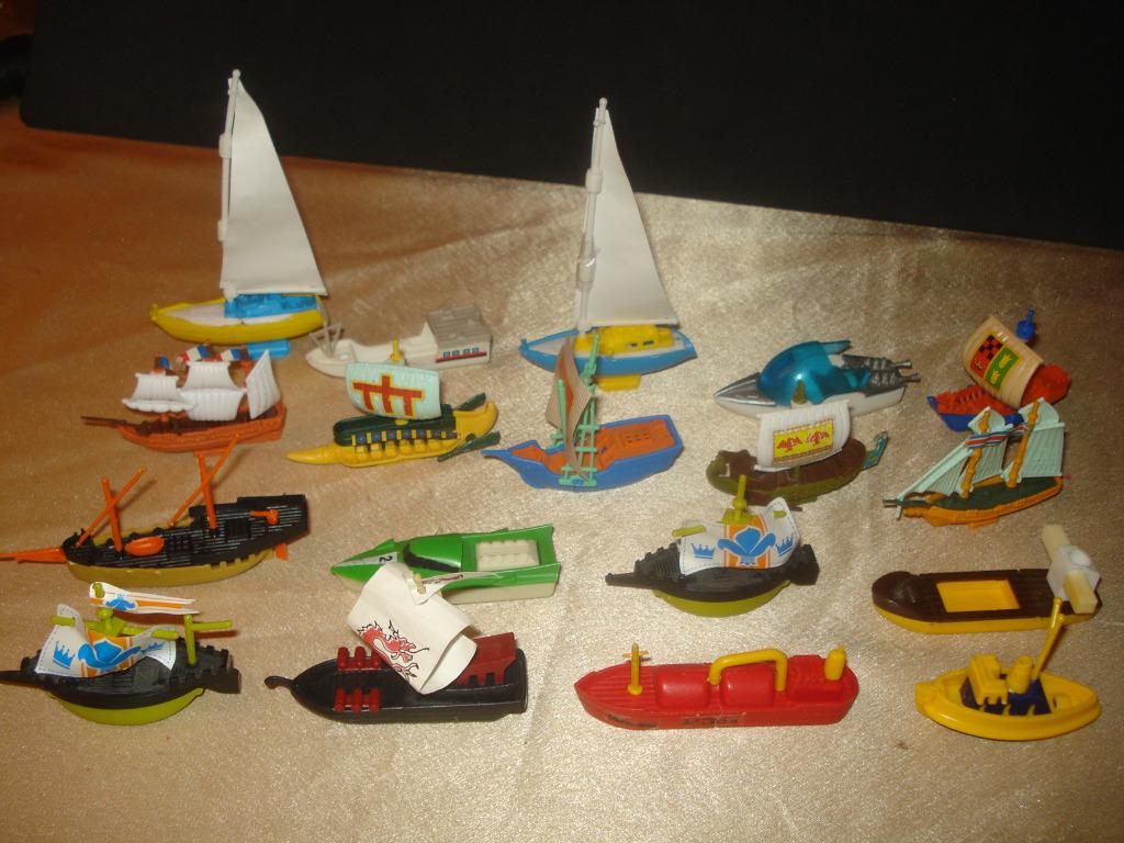 KINDER Lot d'Anciennes Séries de Bateaux Divers 1984 - 1992, Enlèvement ou Envoi, Comme neuf, Autres types