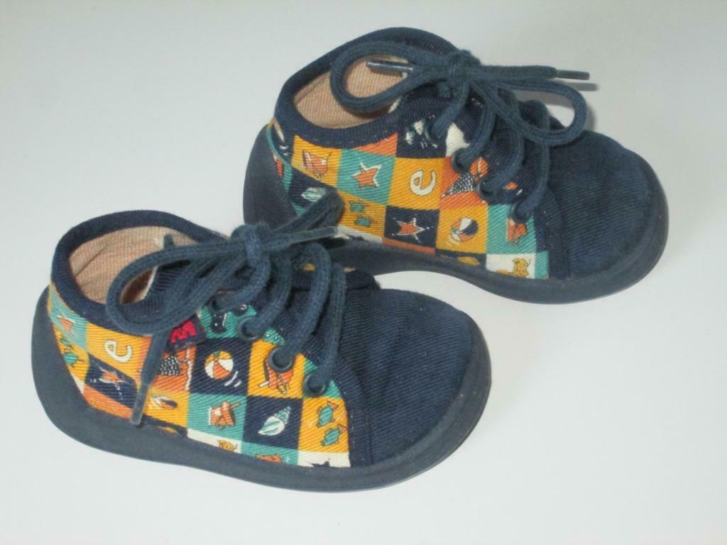 Babyschoenen Elefanten Maat 18, Schoentjes, Jongetje of Meisje, Ophalen of Verzenden, Zo goed als nieuw