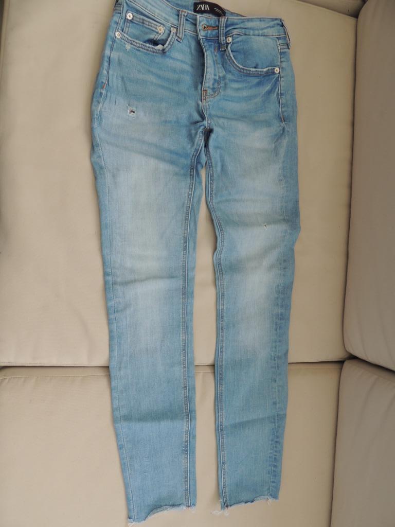 jeans Zara - 34, Vêtements | Femmes, Enlèvement ou Envoi, Zara, Bleu, Comme neuf