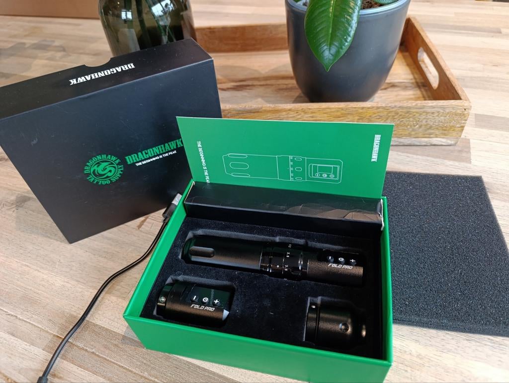Dragonhawk fold pro tattoo pen Nieuwstaat, Enlèvement ou Envoi