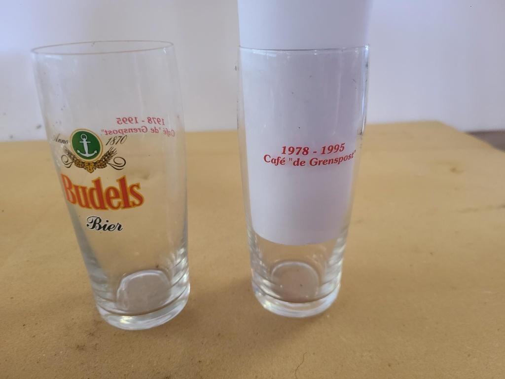 glas budels bier de grenspost, Verzamelen, Biermerken, Ophalen of Verzenden, Zo goed als nieuw, Glas of Glazen