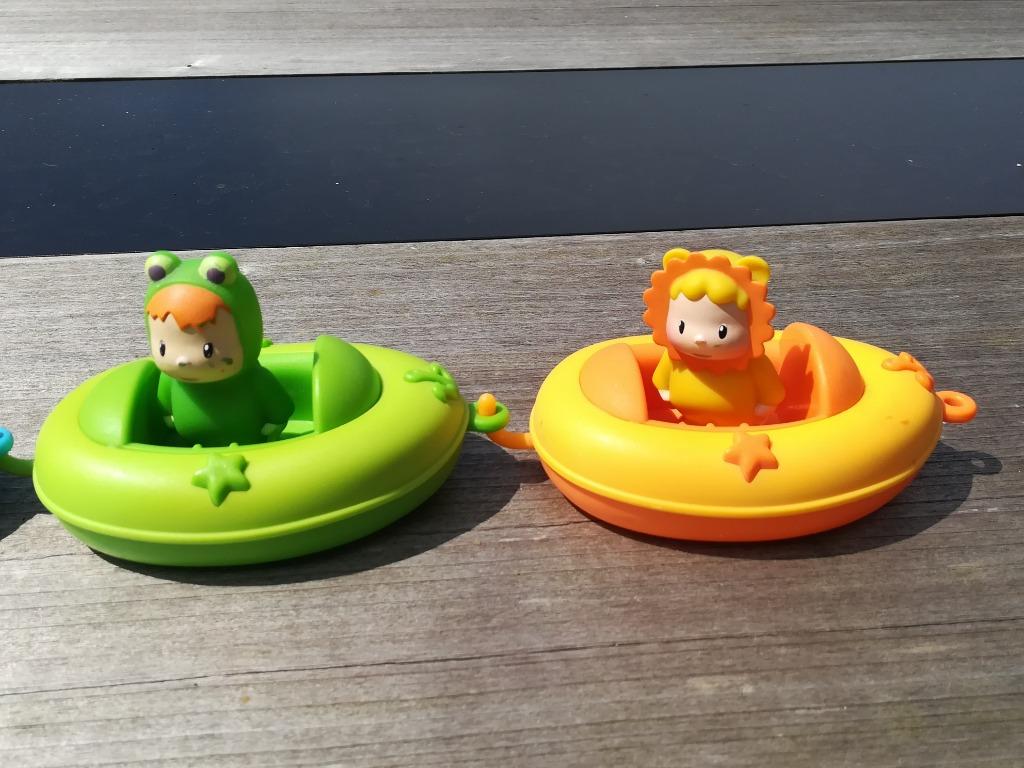 Waterspeelgoed, Enlèvement