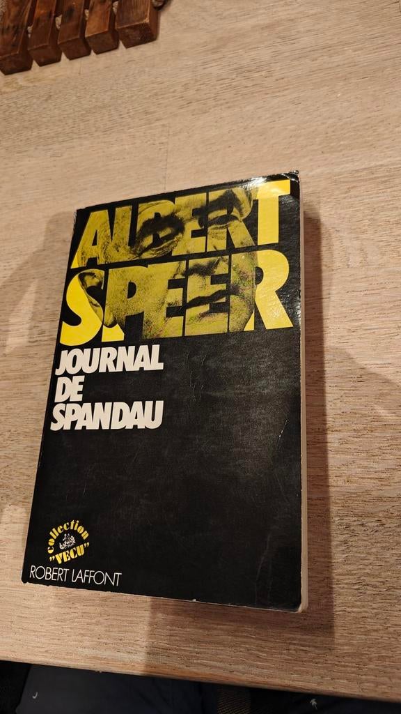 Albert Speer. Le journal de Spandau. Editions Robert Laffont, Ophalen of Verzenden, Zo goed als nieuw