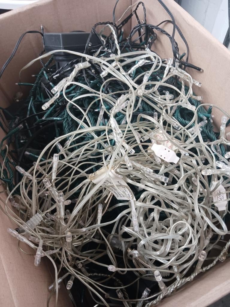 Kerstverlichting, Ophalen, Zo goed als nieuw