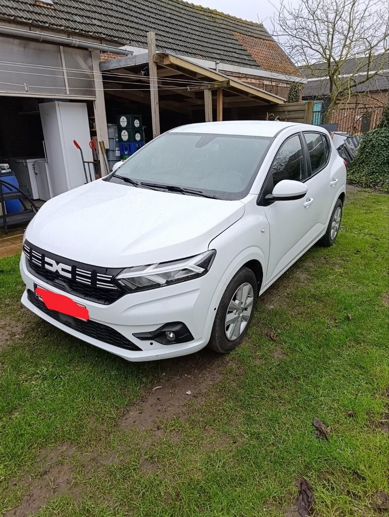 Dacia Sandero Expression Tce 90, Autos, Achat, Entretenue par le concessionnaire, Noir, 5 portes