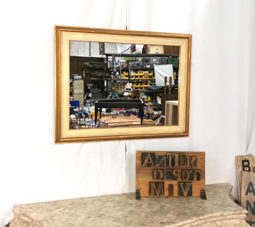Grote oude simpele gouden spiegel 95 x 75, Huis en Inrichting, Woonaccessoires | Spiegels, Gebruikt, 75 tot 100 cm, Minder dan 100 cm