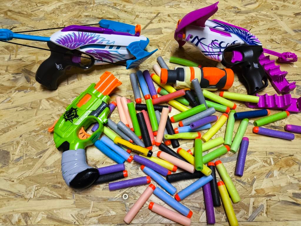 Lot de 2  pistolets NERF rebelle + 1 doublestrike + balles, Enlèvement ou Envoi, Utilisé