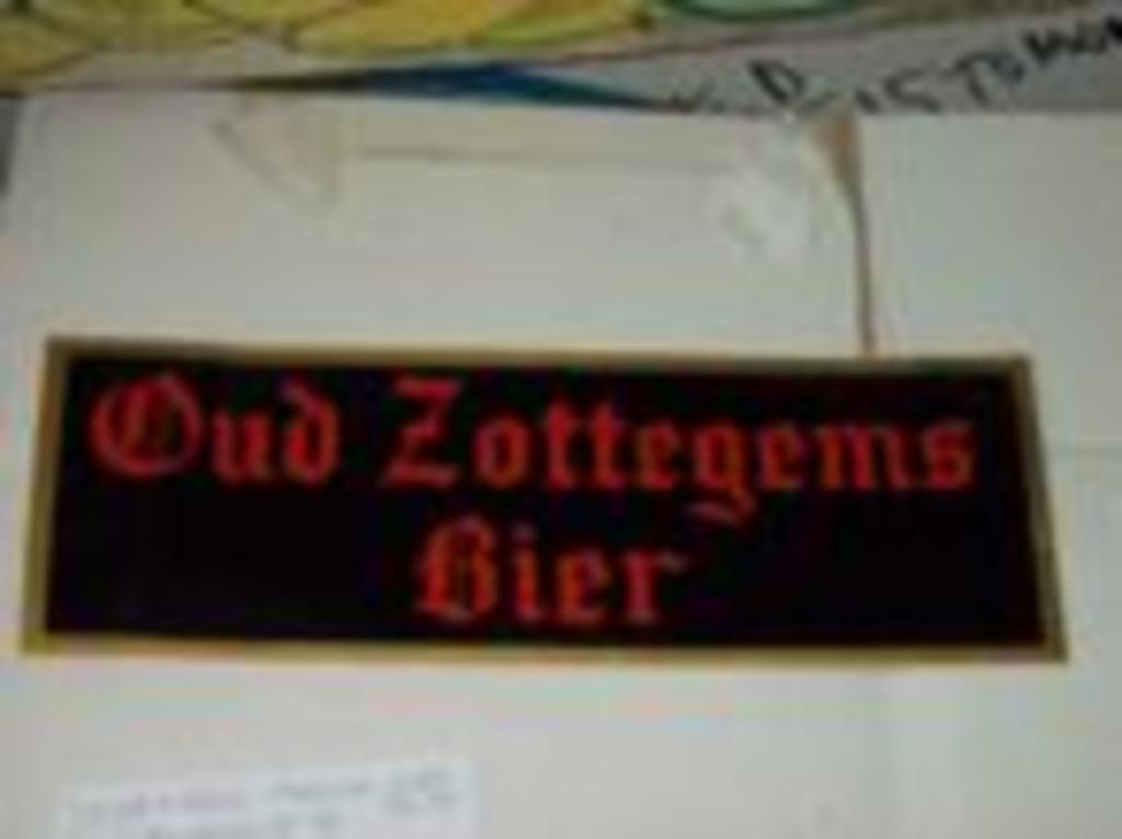 Beersign.Reclame Sticker .Oud Zottegems Bier, Ophalen of Verzenden, Zo goed als nieuw, Reclamebord, Plaat of Schild, Overige merken
