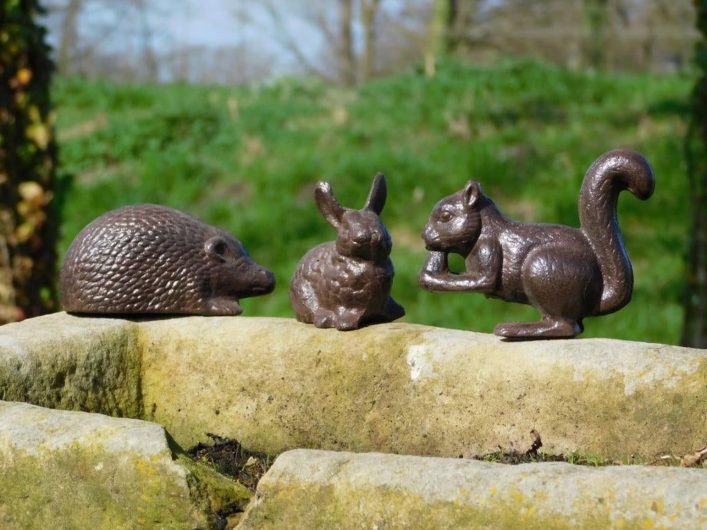 Set Dieren - Konijn, Egel en Eekhoorn - Gietijzer, Tuin en Terras, Tuinbeelden, Dierenbeeld, Metaal, Ophalen of Verzenden
