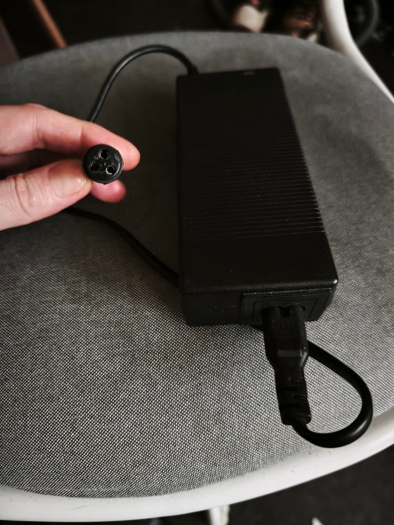 Lader voor urban glide step, Fietsen en Brommers, Steps, Ophalen