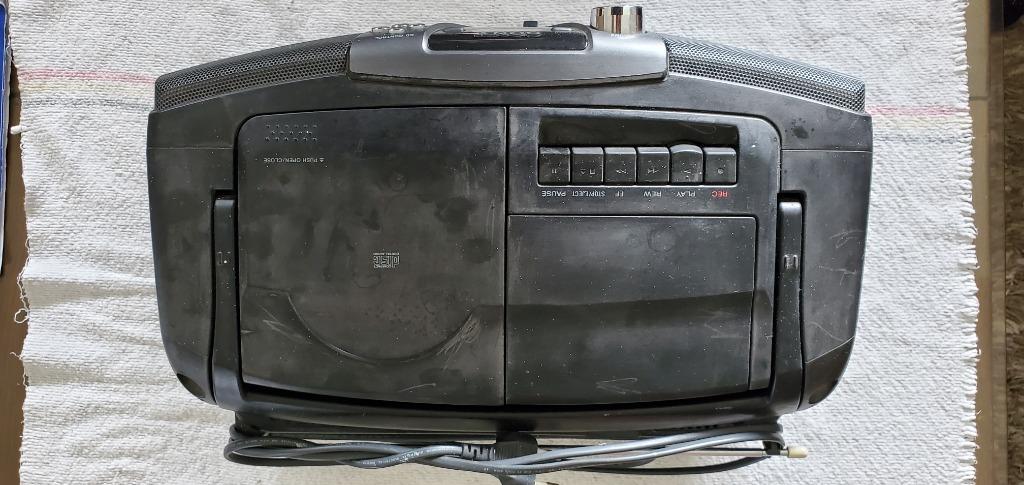 SONY RADIO CD CASSETTE POUR SEULEMENT 50 EUROS, Enlèvement ou Envoi, Comme neuf, Sony