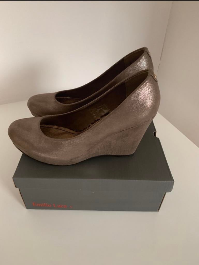 Mt 40 EMILIO LUCA dames pump ( nieuw), Kleding | Dames, Schoenen, Nieuw, Ophalen of Verzenden, Schoenen met hoge hakken, Emilio Luca