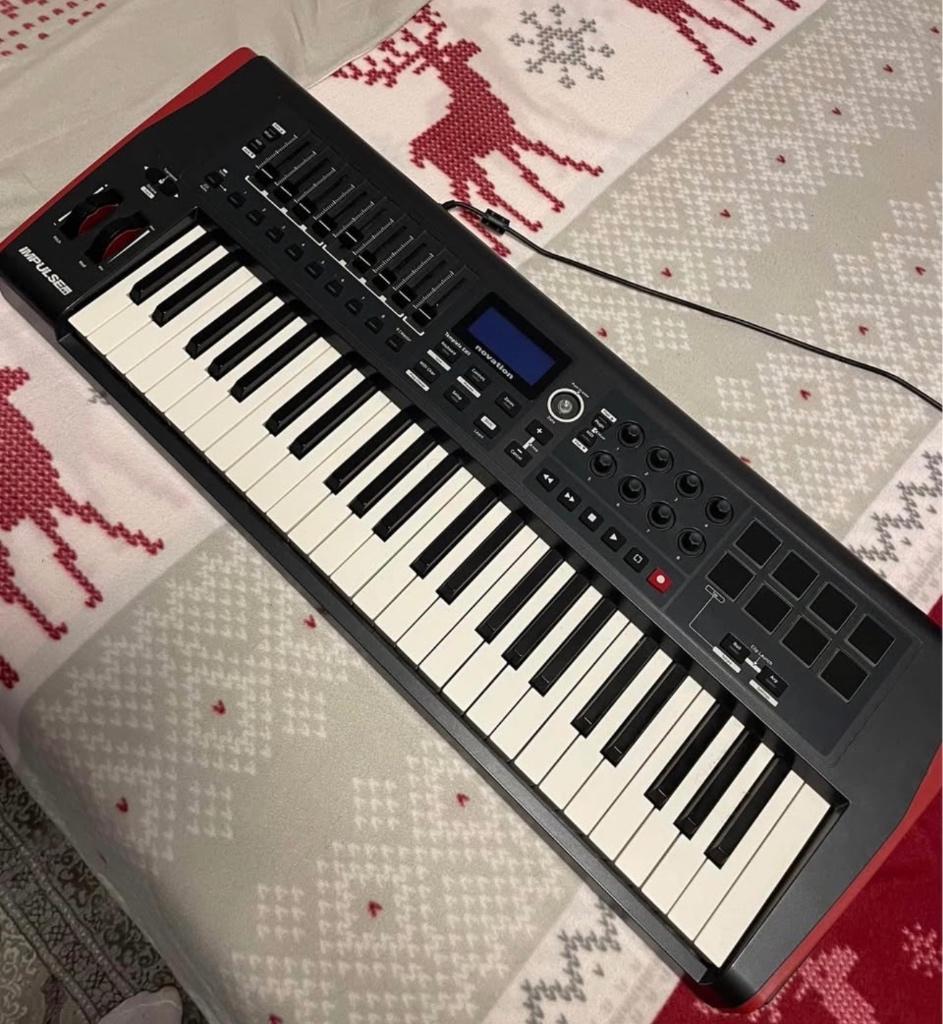 Novation Impulse 49, Muziek en Instrumenten, Midi-apparatuur, Ophalen, Zo goed als nieuw