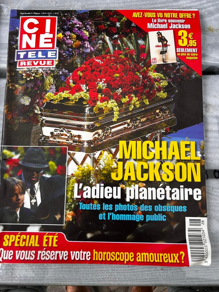 Cine Revue Special Michael Jackson uit 2009 overlijdensdatum, Boeken, Ophalen of Verzenden, Gelezen