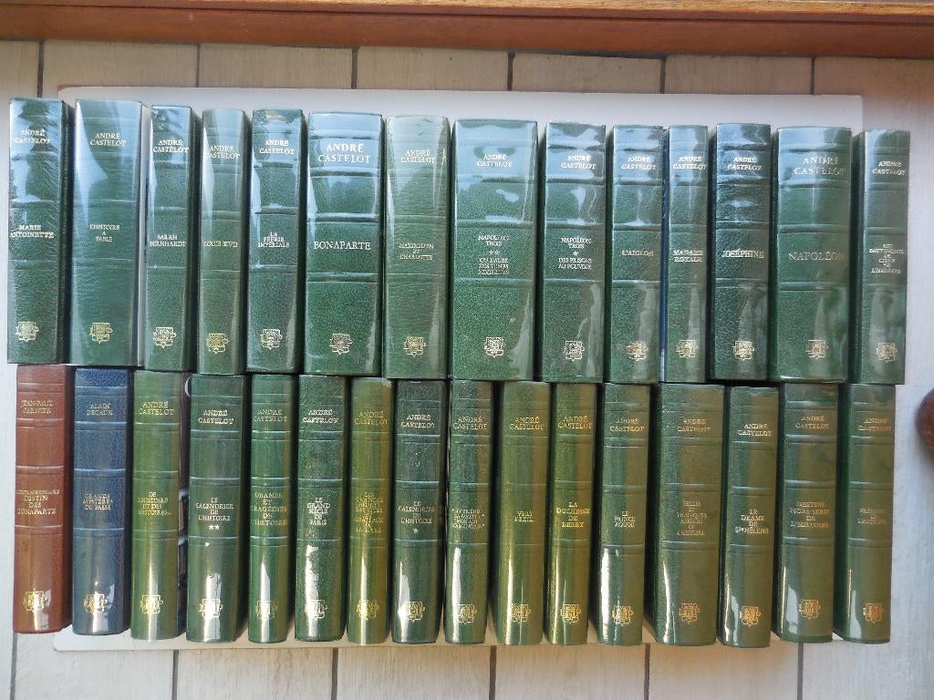 Livres, Livres, André Castelot, Comme neuf, Enlèvement, 20e siècle ou après