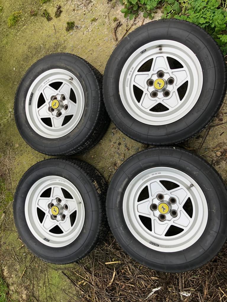 Jantes FERRARI 208/308, Enlèvement, Pneu(s)