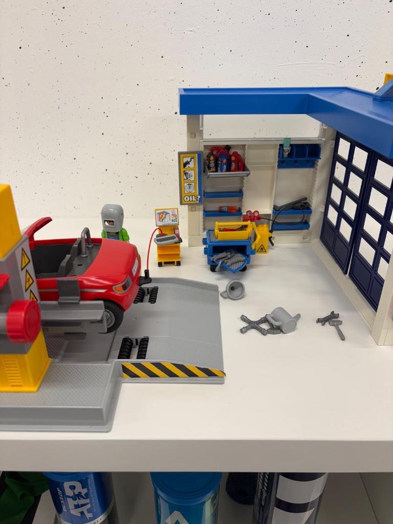 Playmobil City Life - garage, Kinderen en Baby's, Speelgoed | Playmobil, Ophalen, Zo goed als nieuw, Complete set