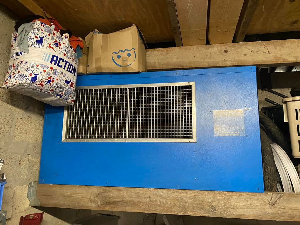 Chaudière a air pulsée, Enlèvement, Comme neuf