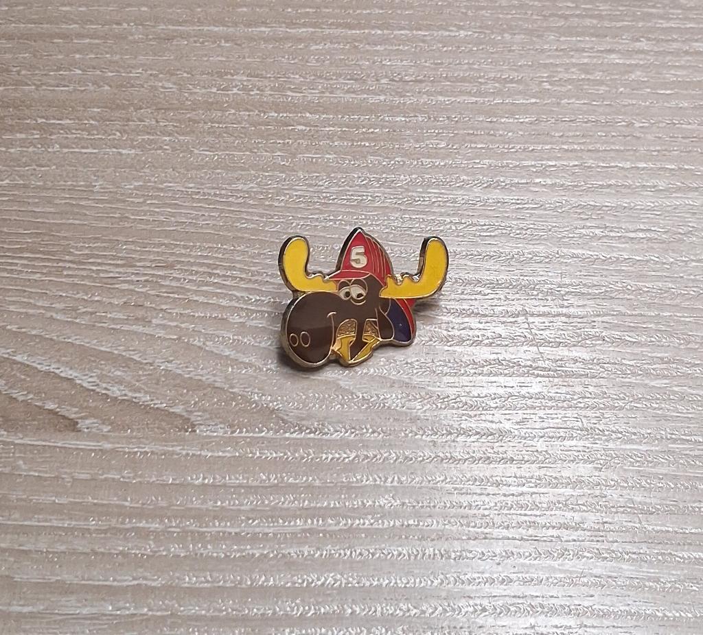 PIN - ANTILOPE - CAPIBARA, Envoi, Utilisé, Figurine, Insigne ou Pin's