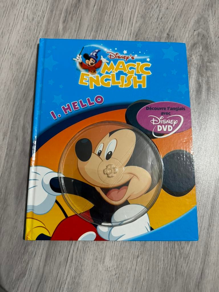 Lot de 22 livres Disney Magic English + DVD, Livres, Comme neuf