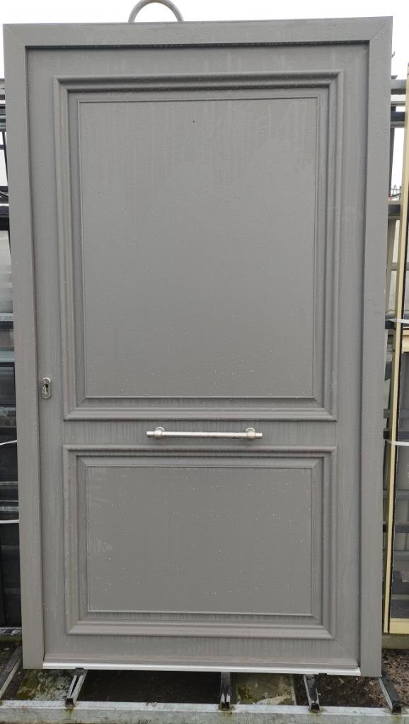 deur, Kunststof, 200 tot 215 cm, Ophalen, 100 tot 120 cm