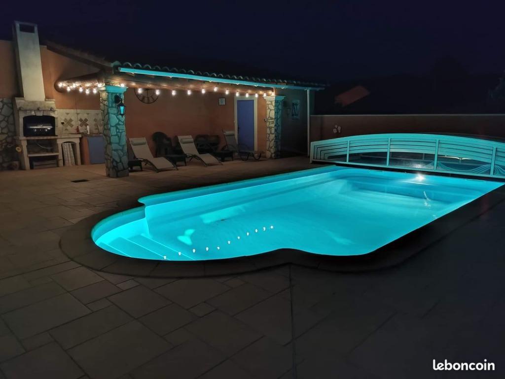 LOCATION VILLA AVEC PISCINE EN PROVENCE, Vacances, Propriétaire, Village, Maison de campagne ou Villa, Machine à laver