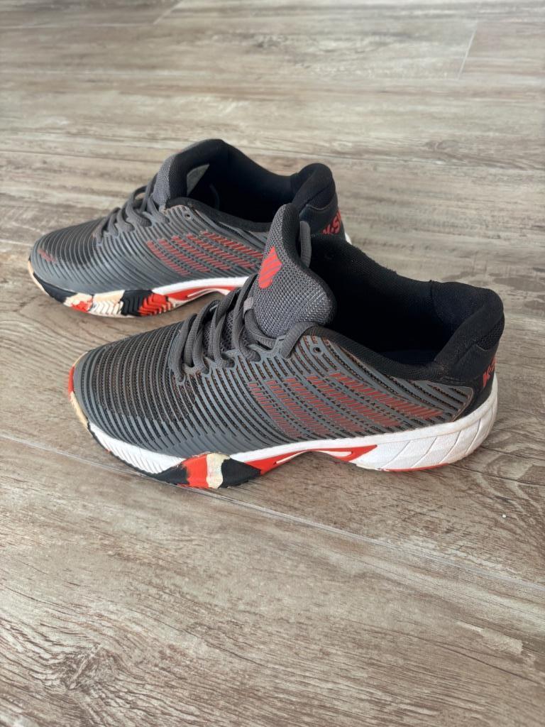 Chaussures de tennis K-Swiss Hypercourt - pointure 39, Ophalen of Verzenden, Zo goed als nieuw, Schoenen, K-Swiss
