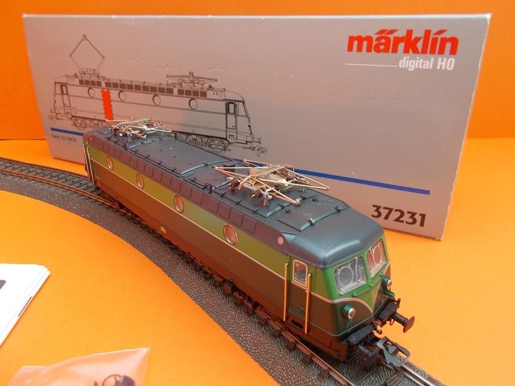 Märklin 37231 - Loco SNCB série 122 (futur 22) - DIGITAL H0, Hobby & Loisirs créatifs, Trains miniatures | HO, Comme neuf, Locomotive