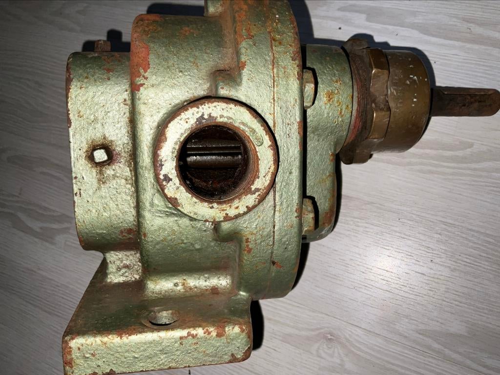 Hydrauliek pomp tandwielpomp, Ophalen of Verzenden