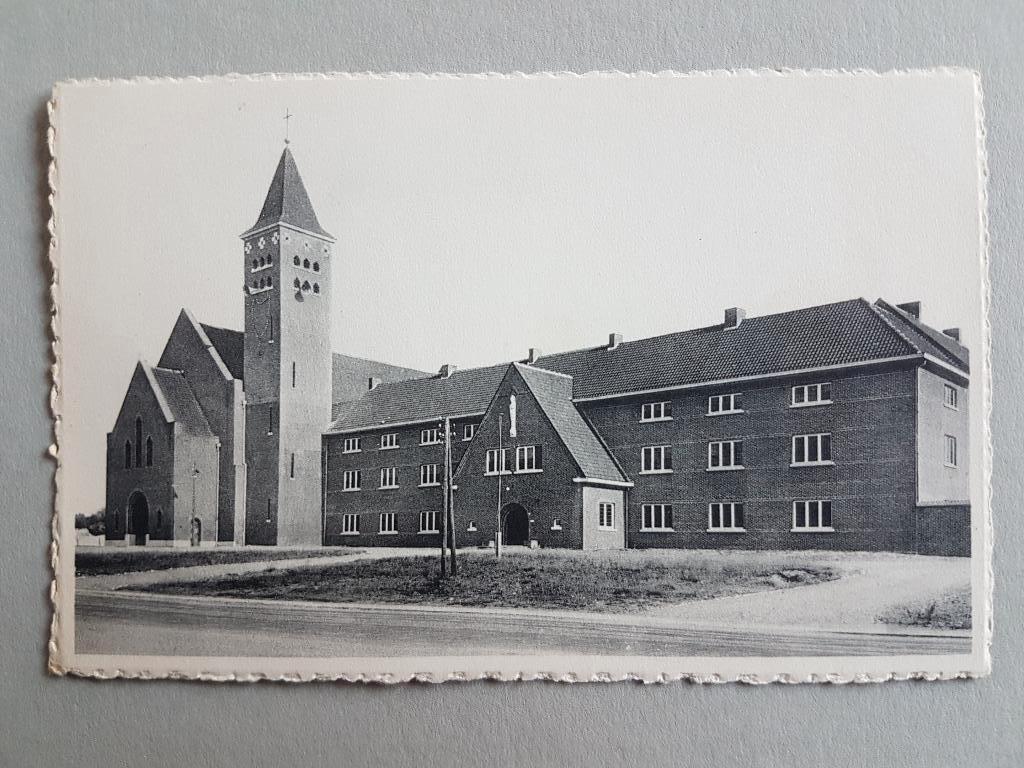 Postkaart Genk Genck Kerk en klooster, Collections, Cartes postales | Belgique, Non affranchie, Limbourg, 1940 à 1960, Enlèvement ou Envoi