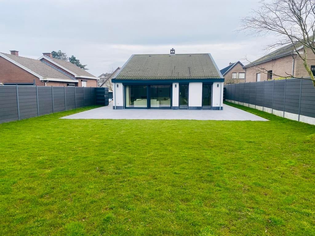 Travaux dés jardinage, Enlèvement ou Envoi, Comme neuf