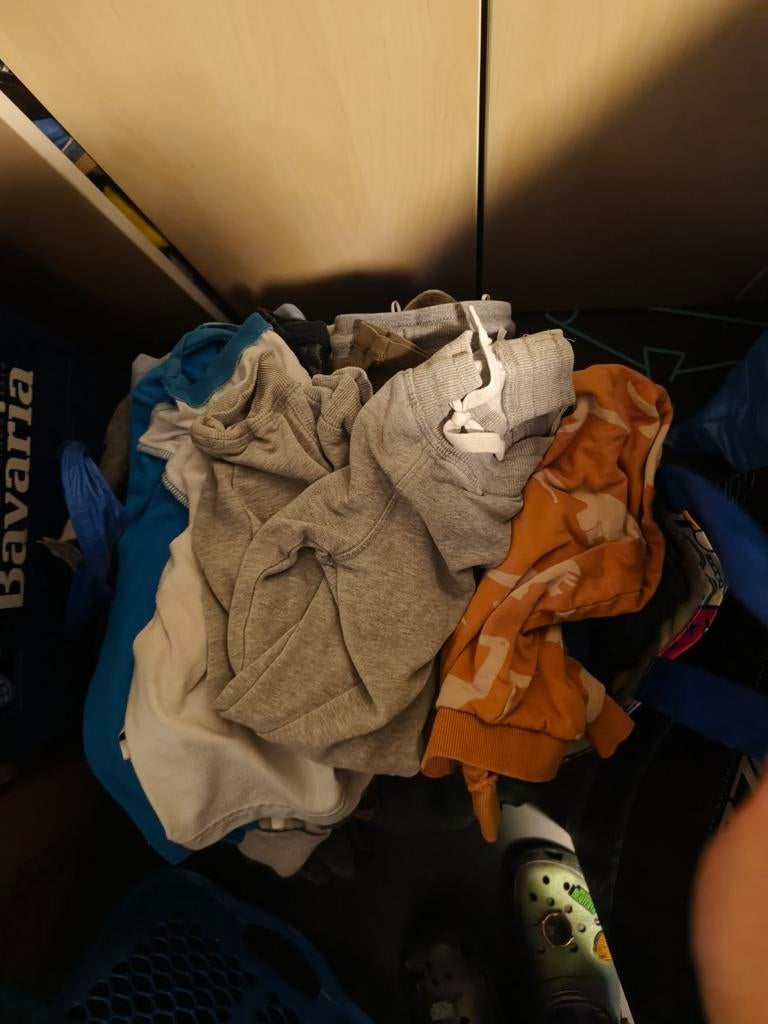 Jongens kleren maat 110-116, Enlèvement